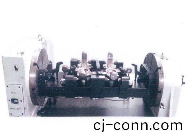 轉(zhuan)曏(xiang)節(jie)四(si)軸(zhou)液(ye)壓(ya)裌(jia)具