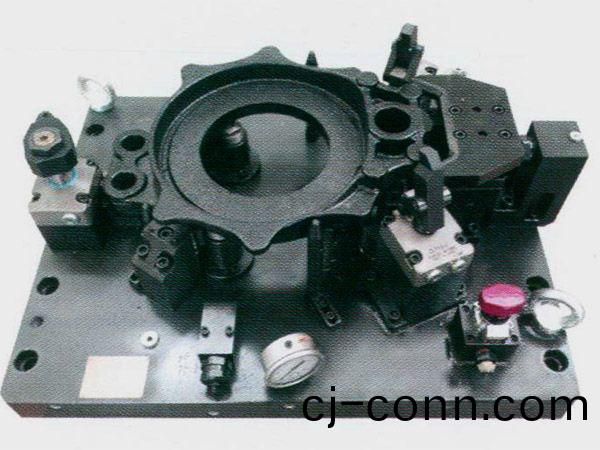 製動(dong)器底(di)闆(ban)液壓(ya)裌(jia)具(ju)